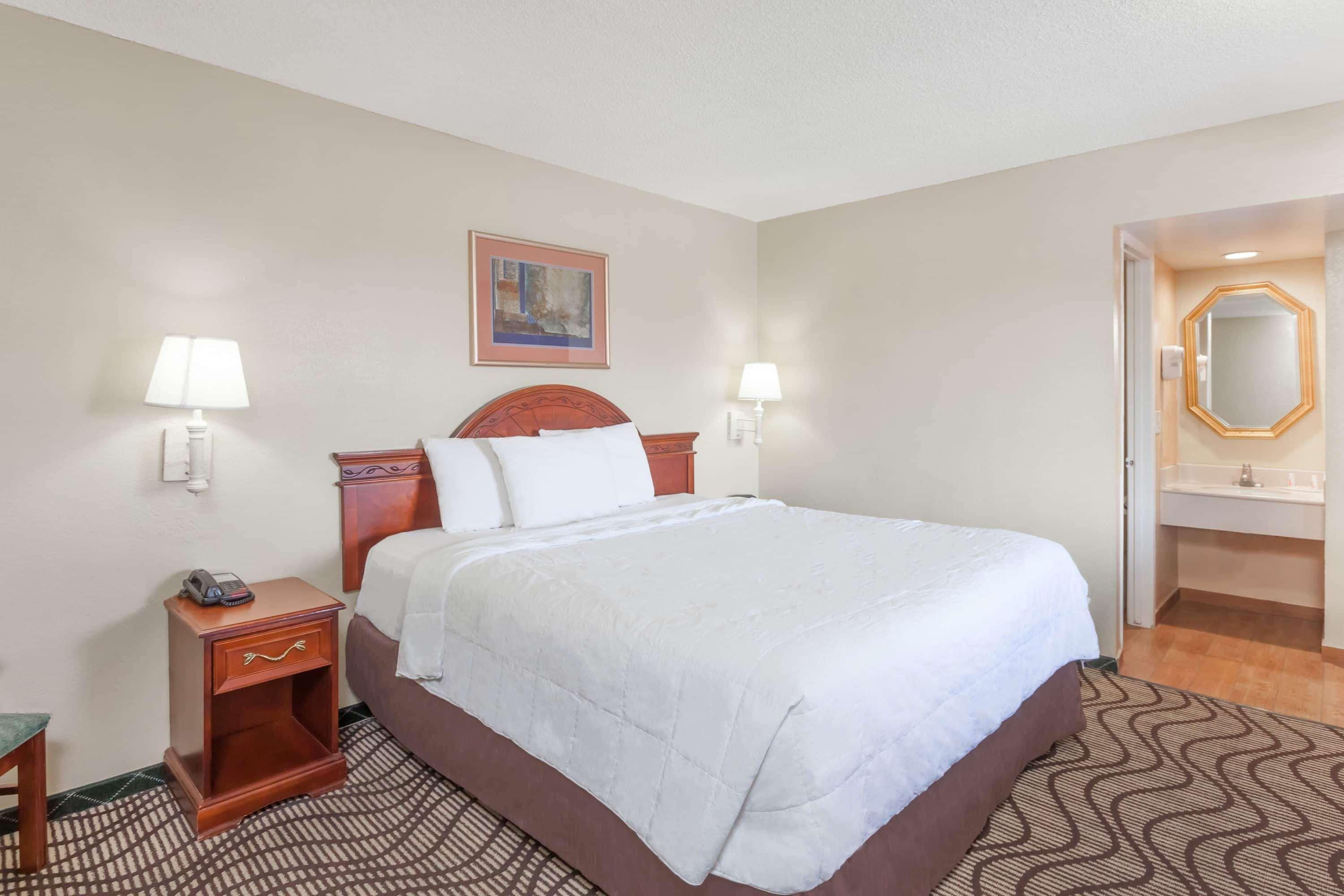 Travelodge By Wyndham Victorville Esterno foto